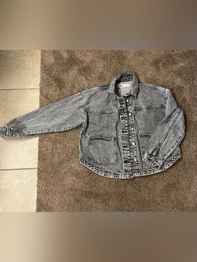 Zara Grey Acid-Wash Denim Jacket